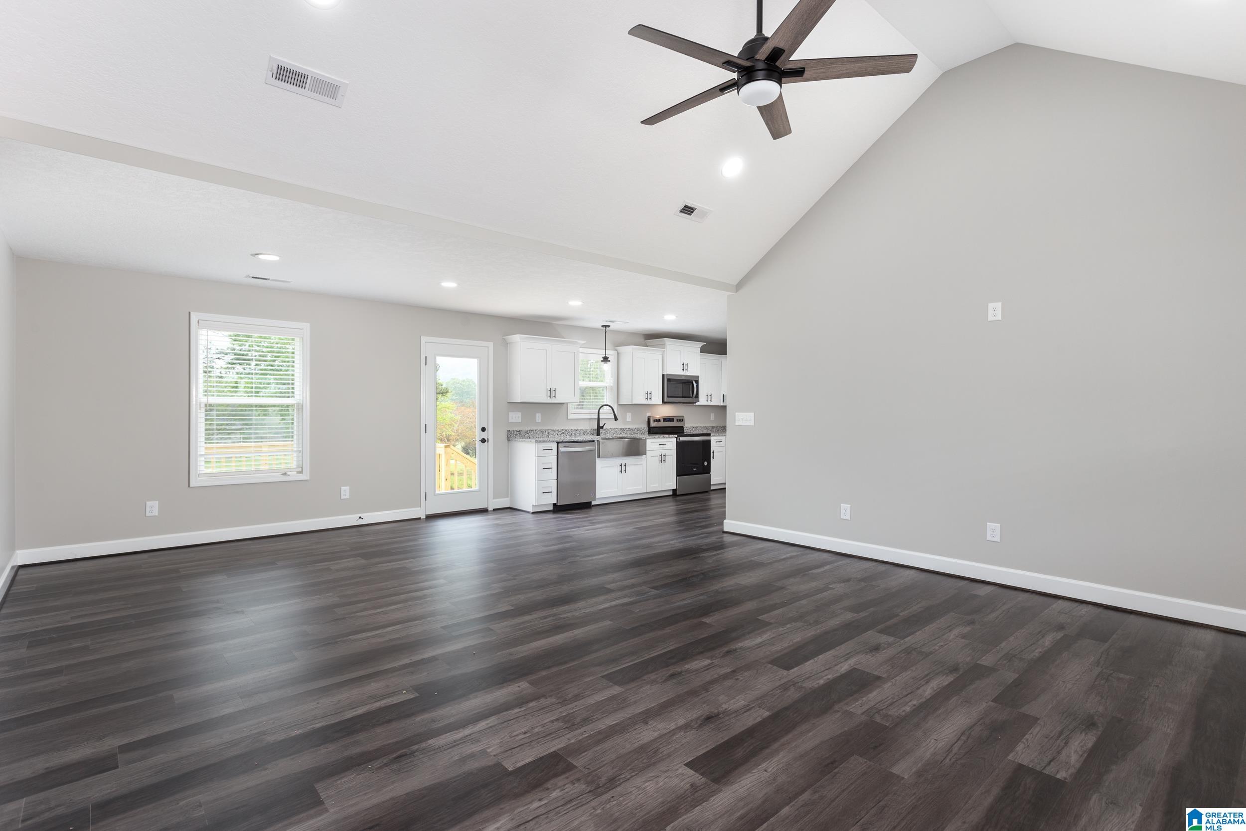 110 Grants Road Ohatchee, AL 36271 - Photo 4 of 30
