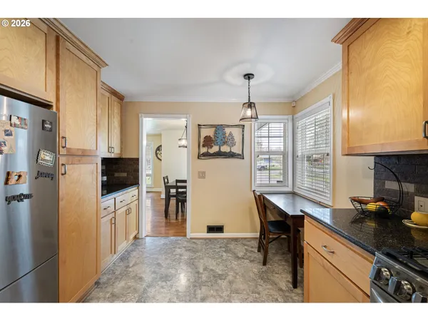 $650,000 | 1810 Minda Drive, Eugene, OR 97401