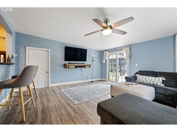 $650,000 | 1810 Minda Drive, Eugene, OR 97401