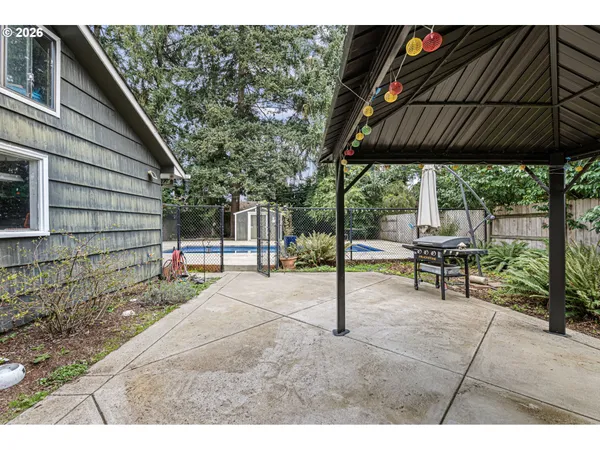 $650,000 | 1810 Minda Drive, Eugene, OR 97401