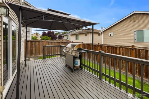 $625,000 | 2415 103rd Drive Southeast, Lake Stevens, WA 98258