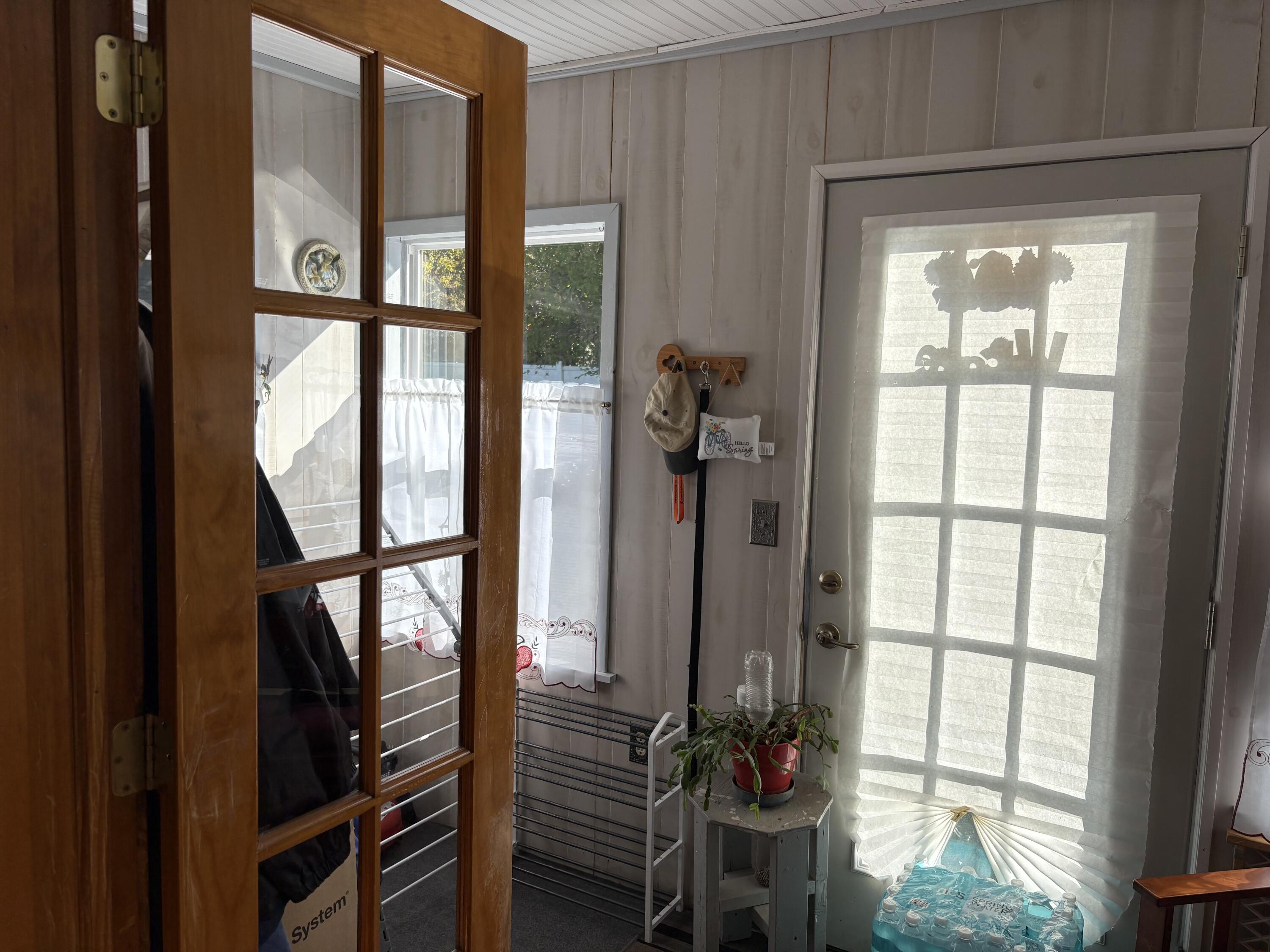 39 Standish Street Plattsburgh, NY 12901 - Photo 5 of 12 IMG_6801