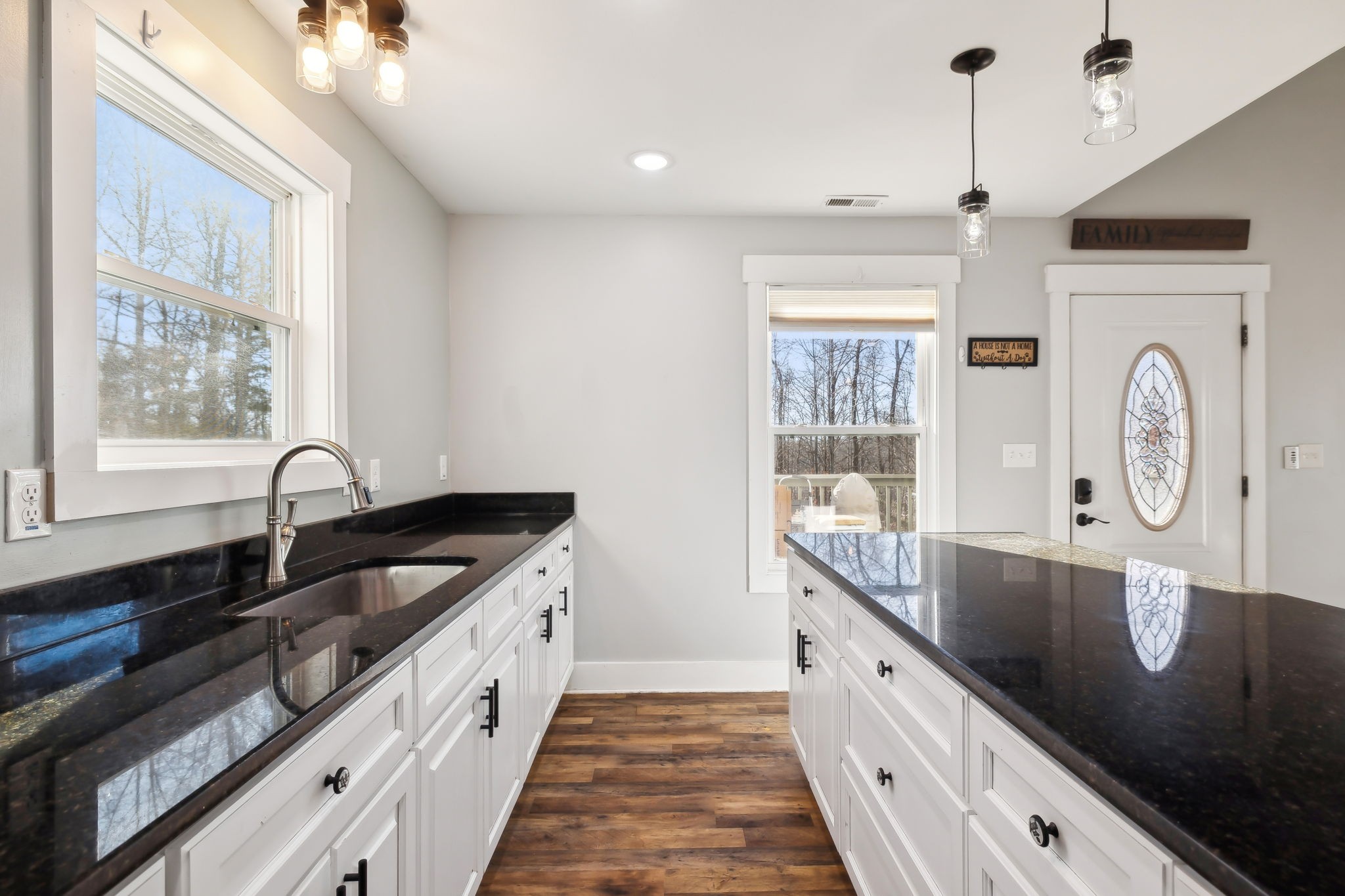 93 Halliburton Road Vanleer, TN 37181 - Photo 4 of 75