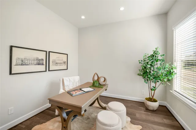 $1,179,000 | 7902 Hopewell Lane, Houston, TX 77071