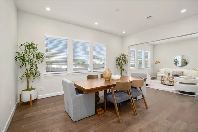 $1,179,000 | 7902 Hopewell Lane, Houston, TX 77071