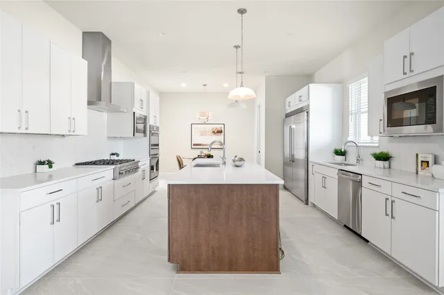 $1,179,000 | 7902 Hopewell Lane, Houston, TX 77071