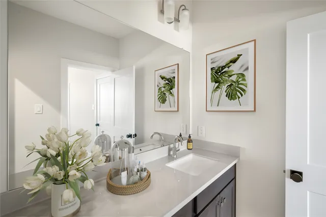 $1,179,000 | 7902 Hopewell Lane, Houston, TX 77071