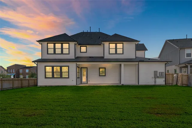 $1,179,000 | 7902 Hopewell Lane, Houston, TX 77071