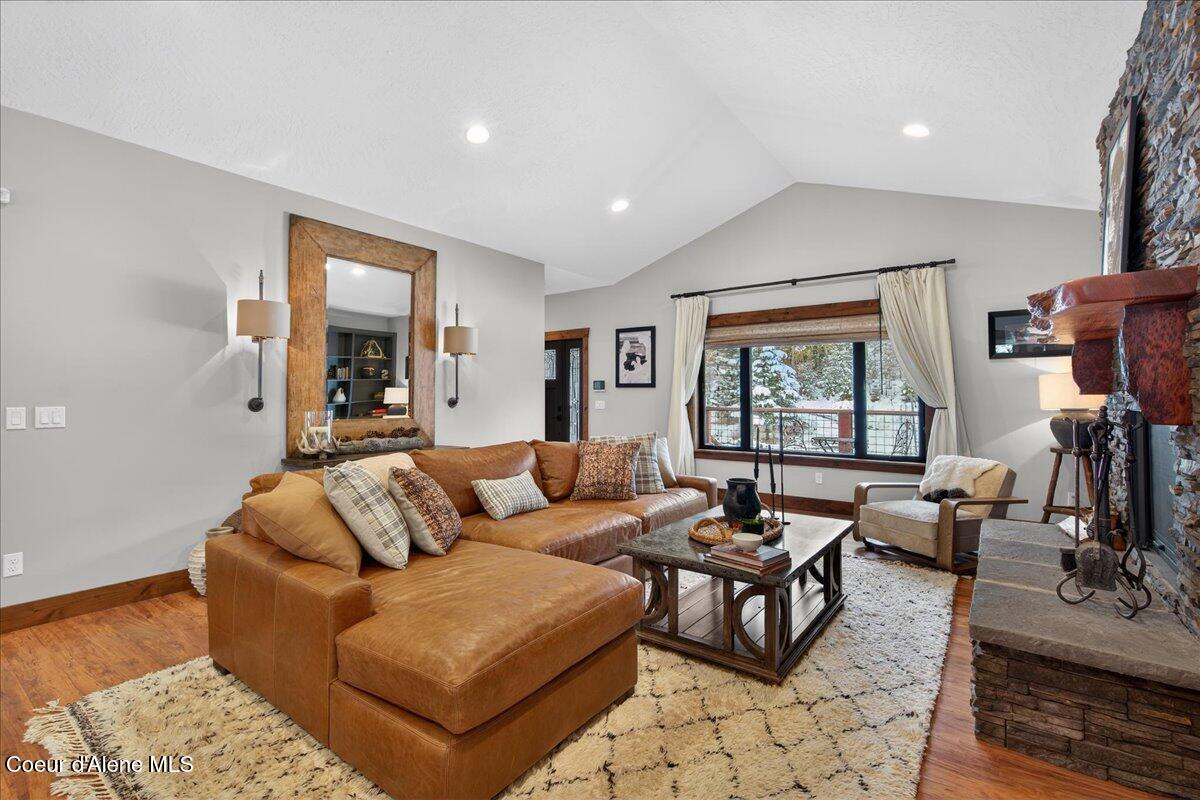 505 Chippewa Trail Sagle, ID 83860 - Photo 15 of 57 15-Living Room