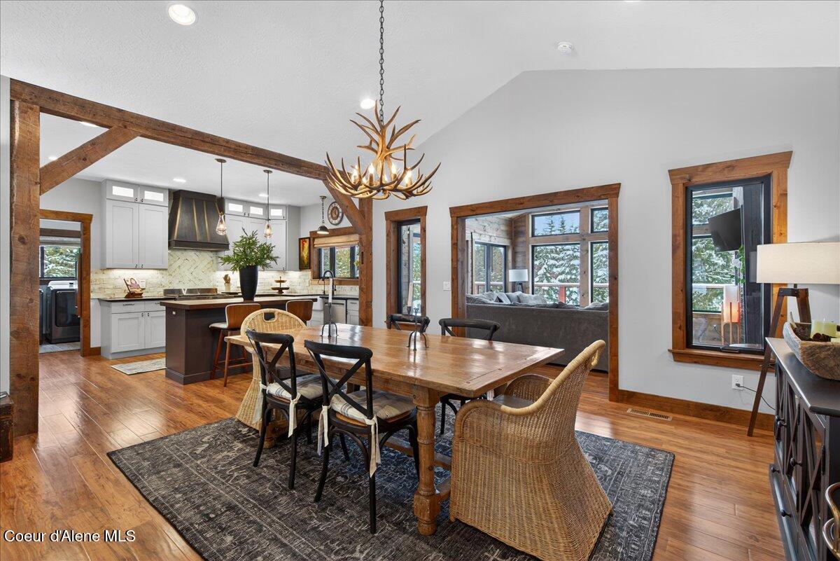 505 Chippewa Trail Sagle, ID 83860 - Photo 18 of 57 18-Dining Area