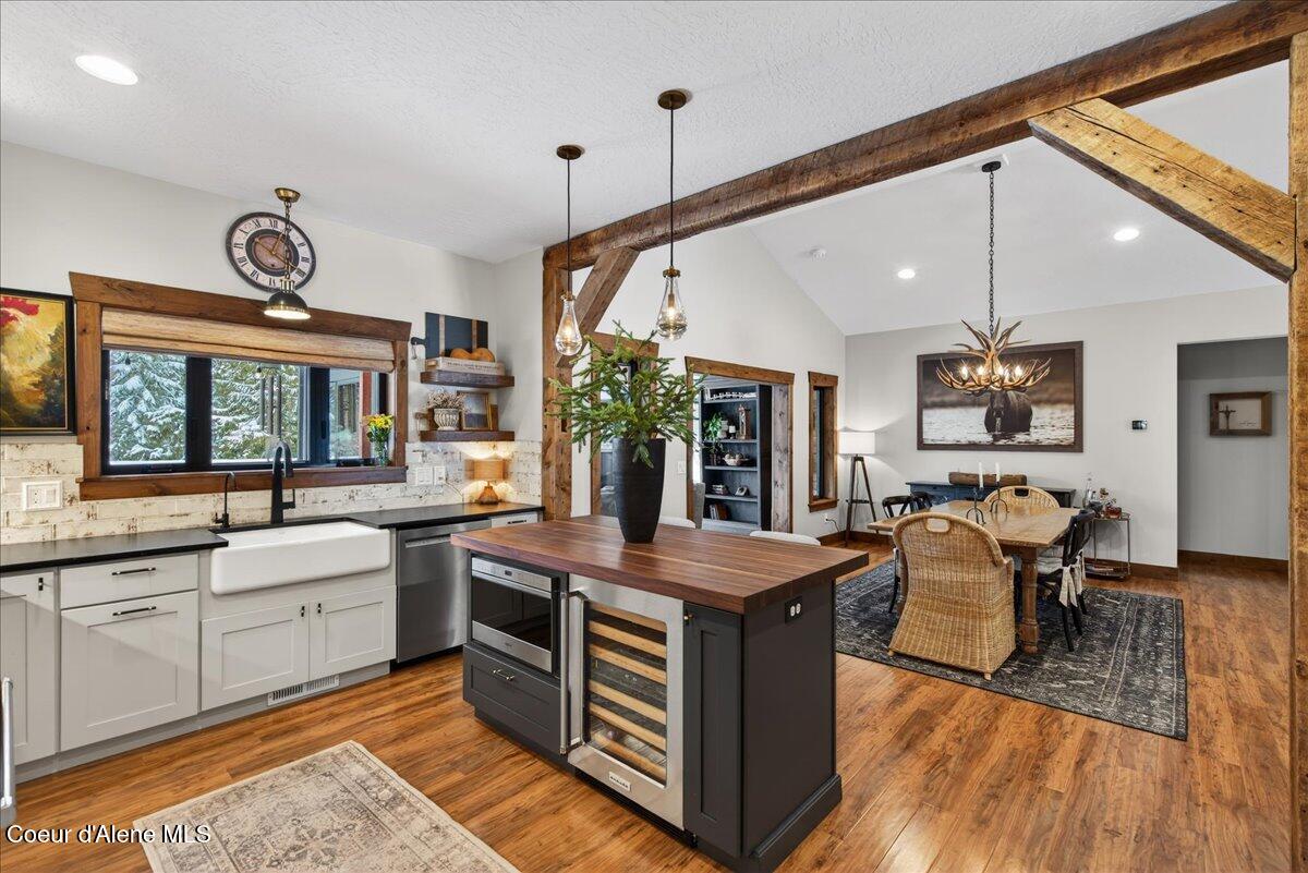 505 Chippewa Trail Sagle, ID 83860 - Photo 26 of 57 26-Kitchen