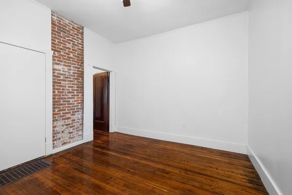 $330,000 | 1996 Court Avenue, Memphis, TN 38104