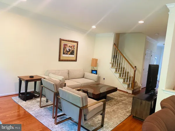 $4,000 | 7 Wedgewood Court, Princeton, NJ 08540