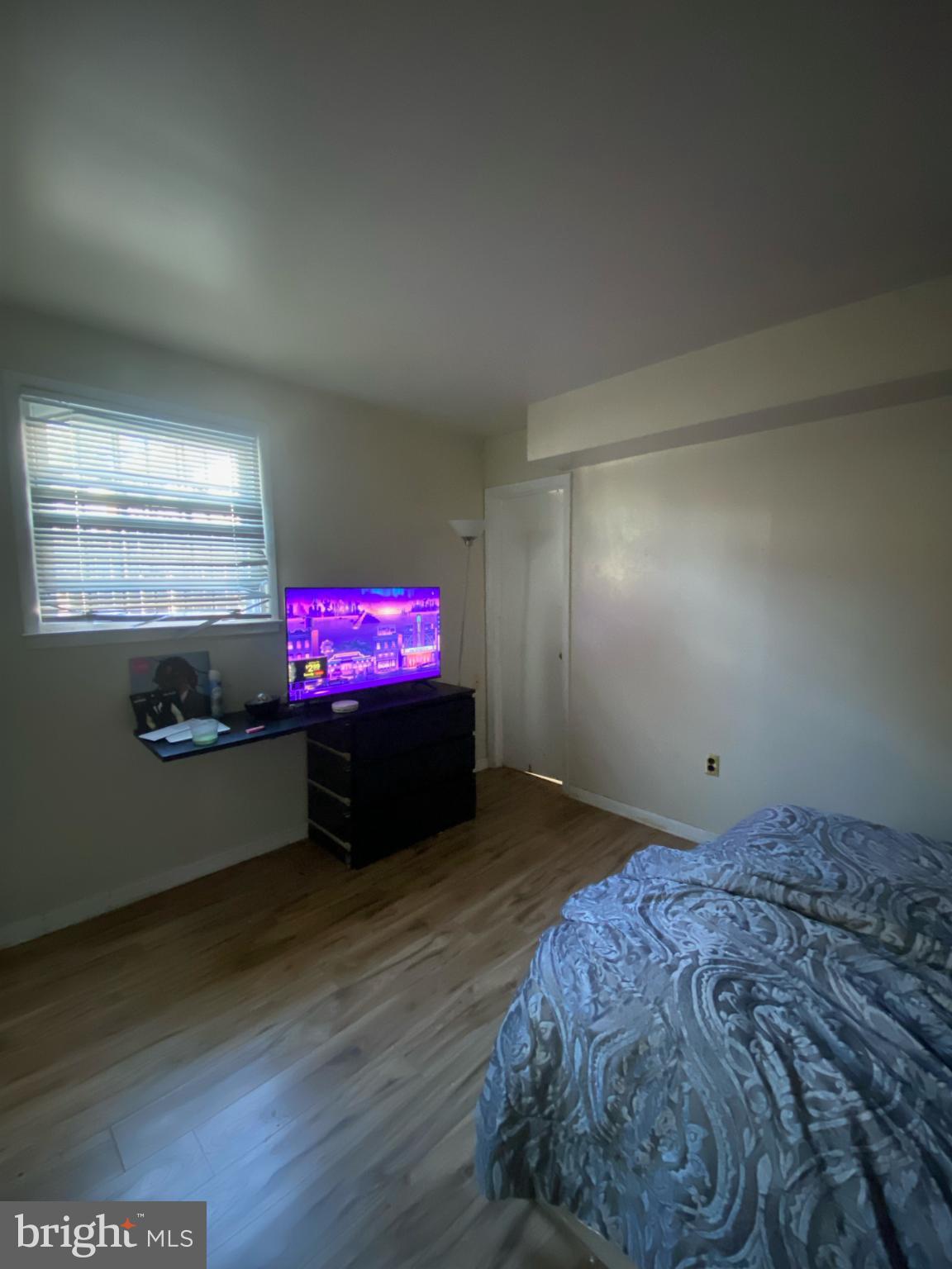 9601 East Light Drive Silver Spring, MD 20903 - Photo 16 of 25 a bed room with a bed