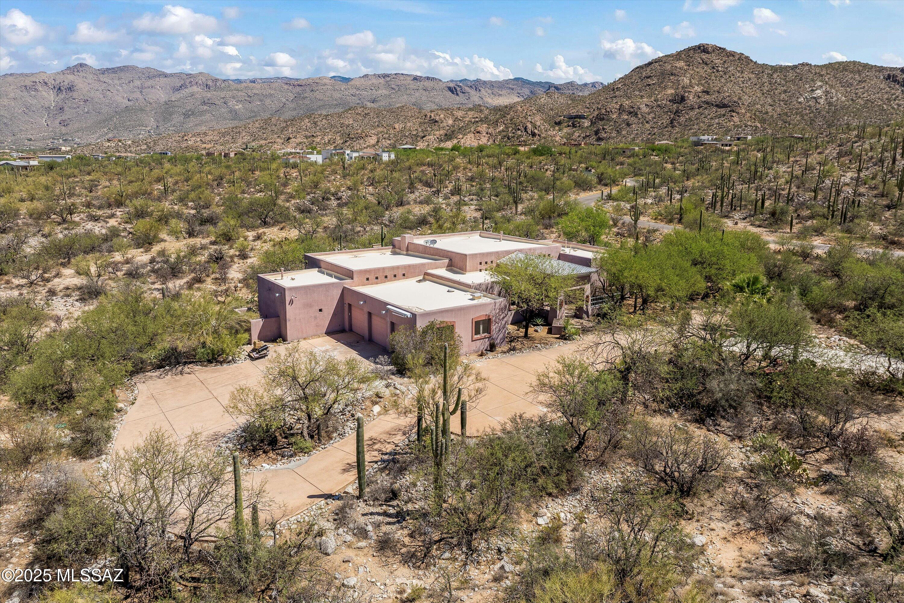 12875 East Nighthawk Ranch Place Tucson, AZ 85749 - Photo 4 of 50 Gallery Image 4