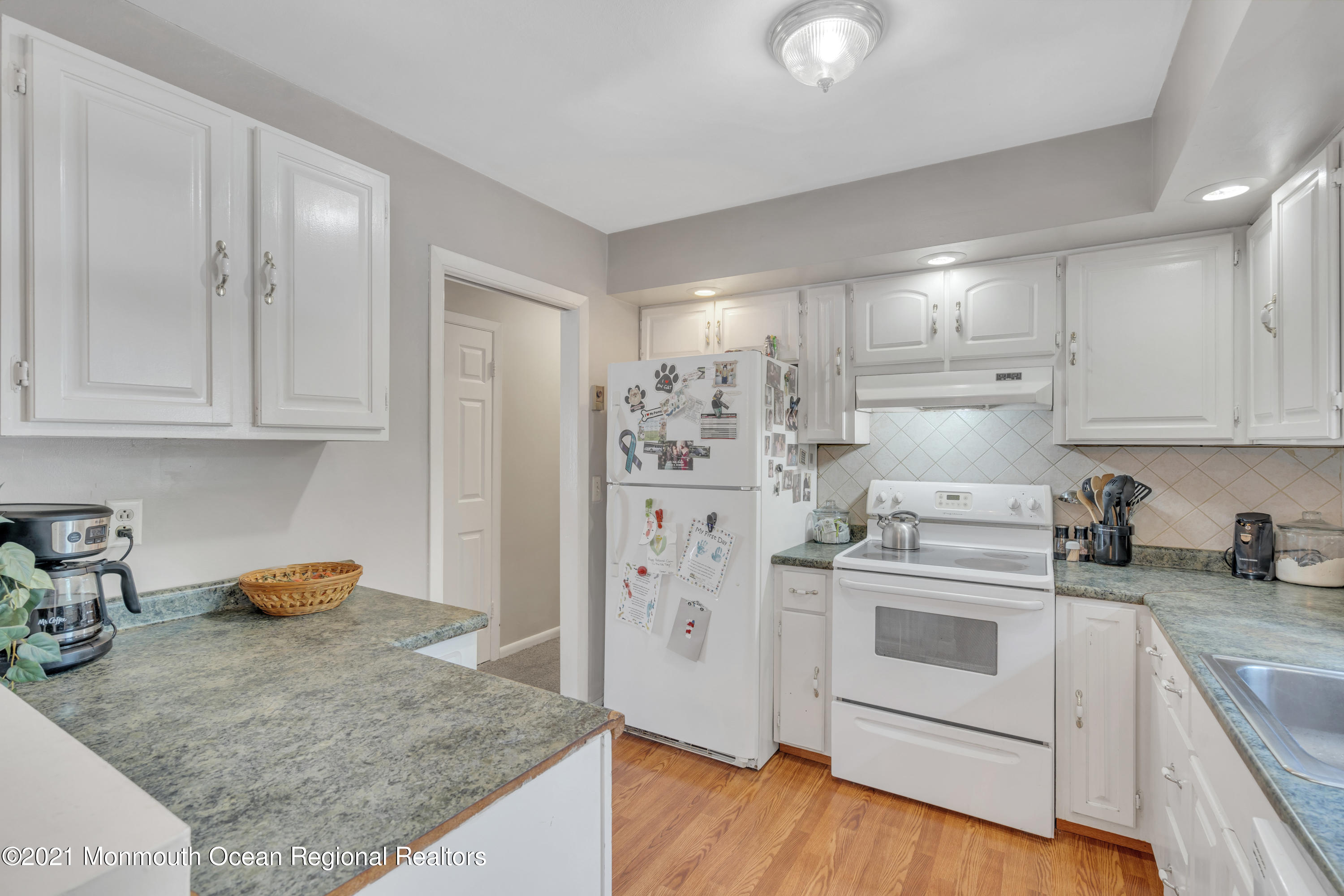 6 Bedford Road Jackson, NJ 08527 - Photo 3 of 44 024_dsc03888