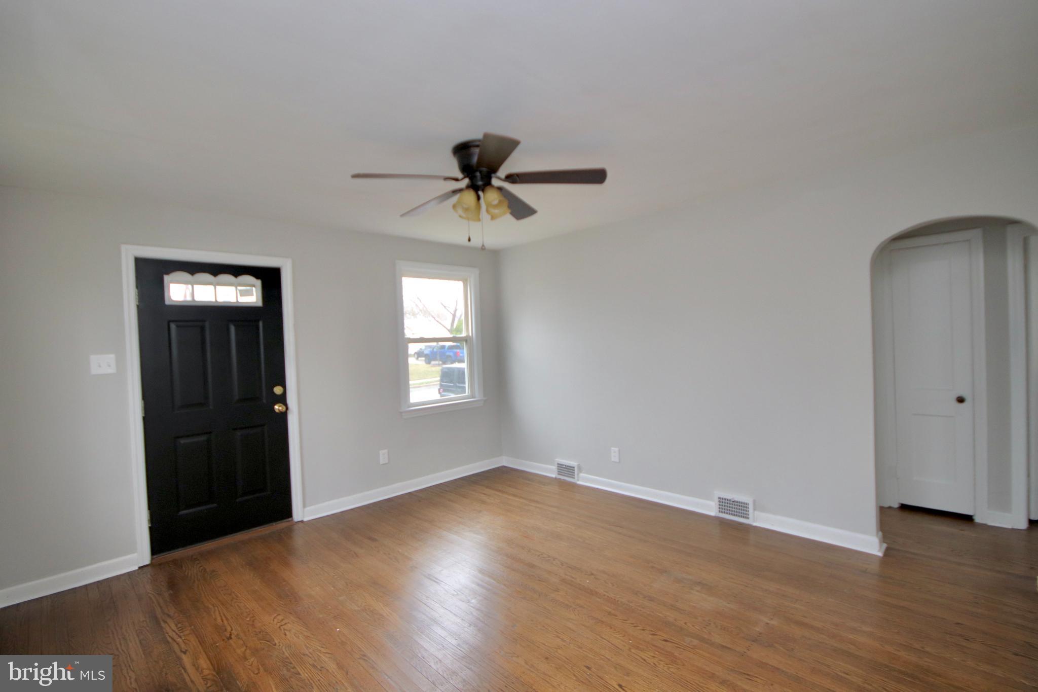 512 East Browning Road Bellmawr, NJ 08031 - Photo 5 of 52 Gallery Image 5