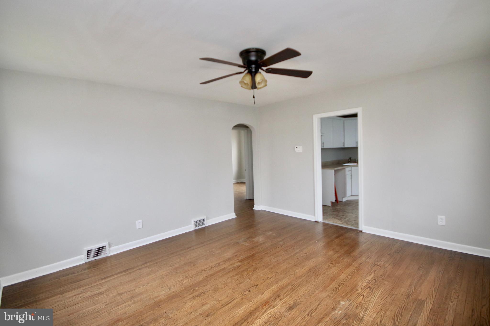 512 East Browning Road Bellmawr, NJ 08031 - Photo 6 of 52 Gallery Image 6