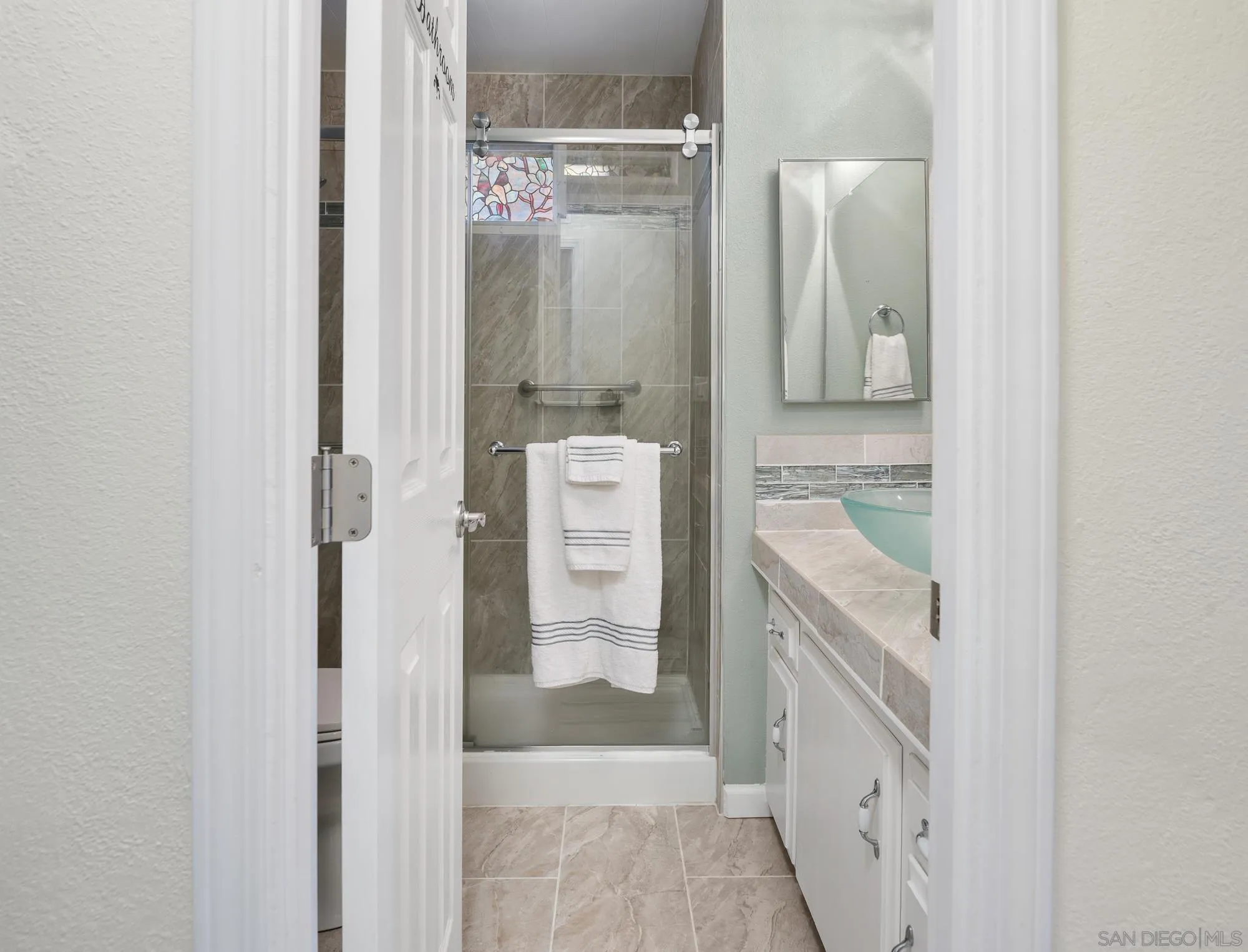 12 Bahia Lane Oceanside, CA 92058 - Photo 27 of 51