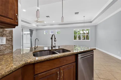 $329,000 | 712 Chipper Drive, Sun City Center, FL 33573