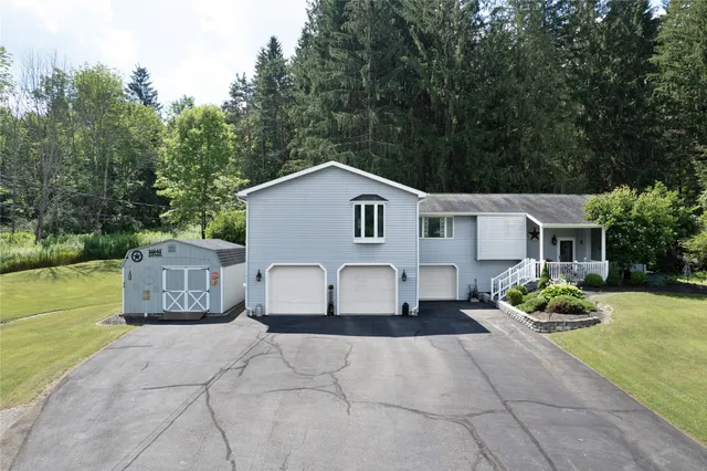 $299,999 | 504 Highway 7B, Port Crane, NY 13833