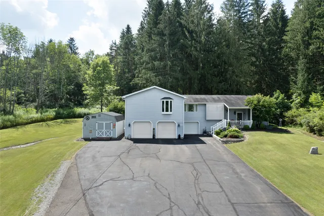 $299,999 | 504 Highway 7B, Port Crane, NY 13833