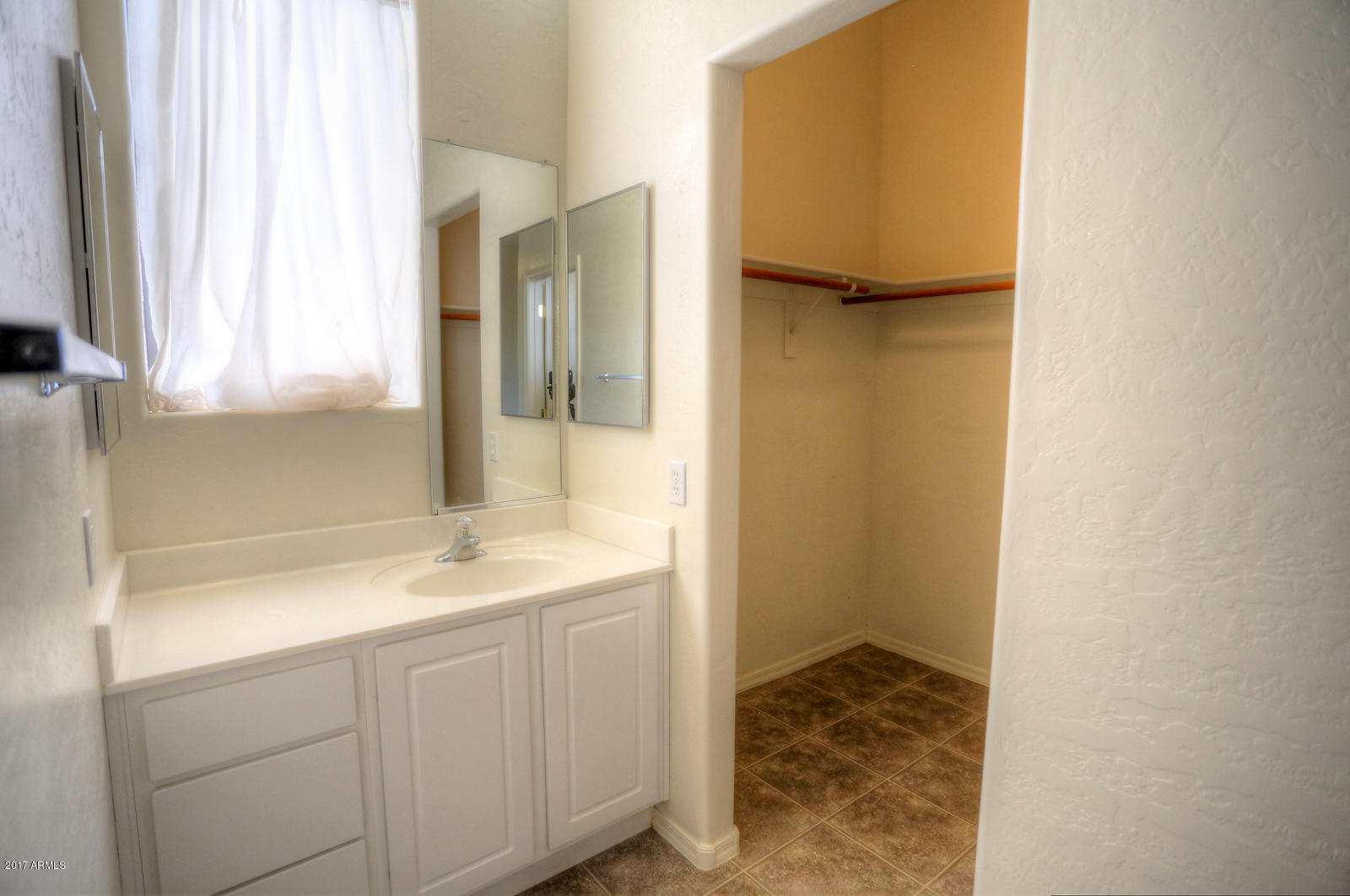 1336 North Muleshoe Road Apache Junction, AZ 85119 - Photo 18 of 31 master bath 1