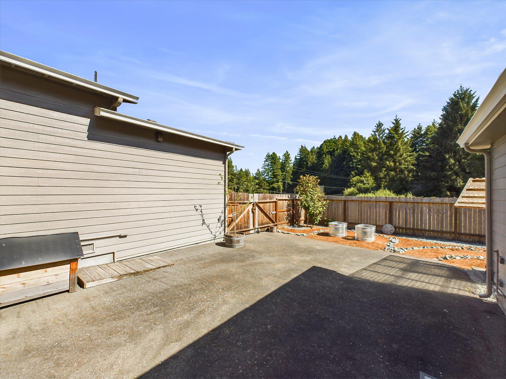 2548 Golf Course Road Arcata, CA 95521 - Photo 59 of 61 Gallery Image 59