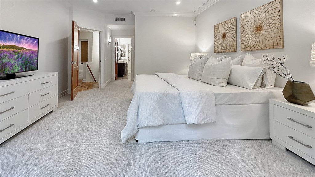 411 North Oakhurst Drive, Unit 102 Beverly Hills, CA 90210 - Photo 8 of 12