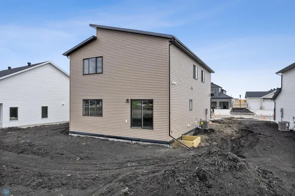 $474,900 | 8343 61st Street South, Horace, ND 58047