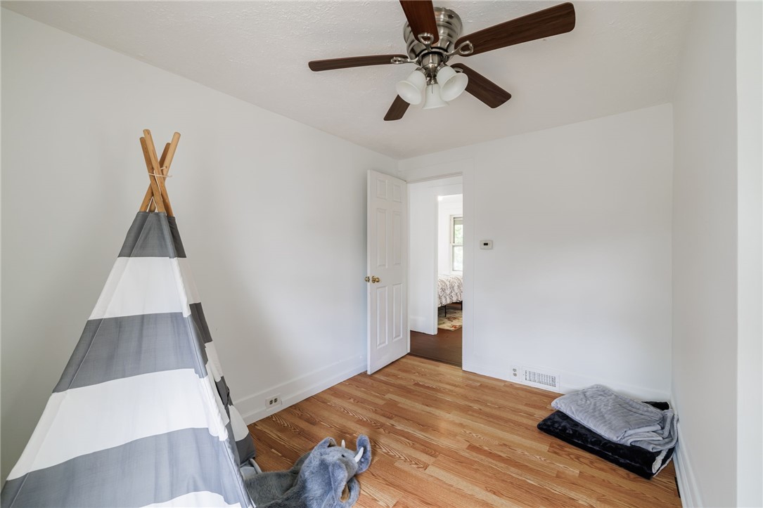 217 West Elm Street East Rochester, NY 14445 - Photo 8 of 29