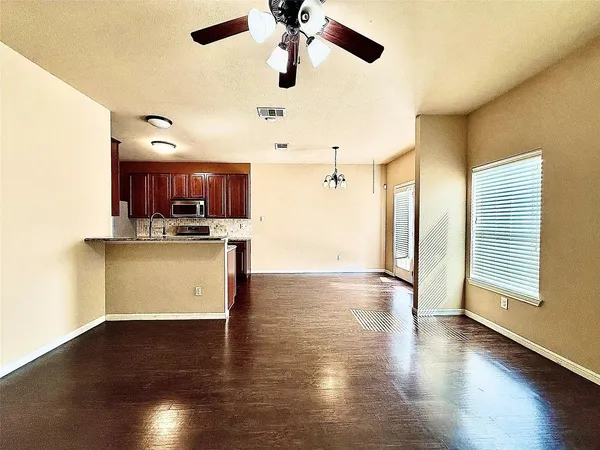 $1,995 | 1900 Little Elm Trail, Unit 105, Cedar Park, TX 78613