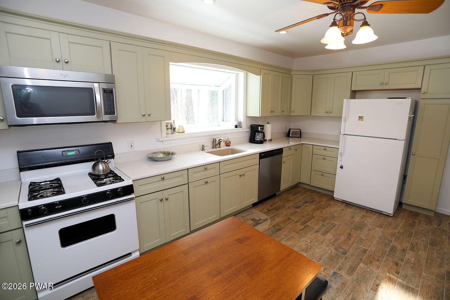 673 Galilee Road Damascus, PA 18415 - Photo 9 of 41 Kitchen