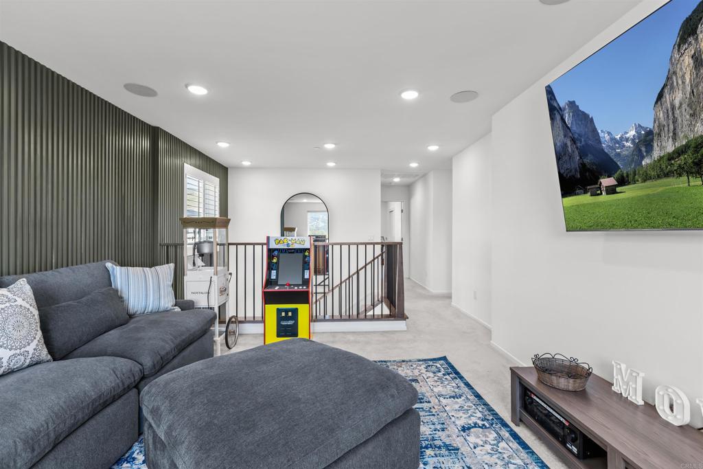35076 Hacienda Heights Fallbrook, CA 92028 - Photo 16 of 32