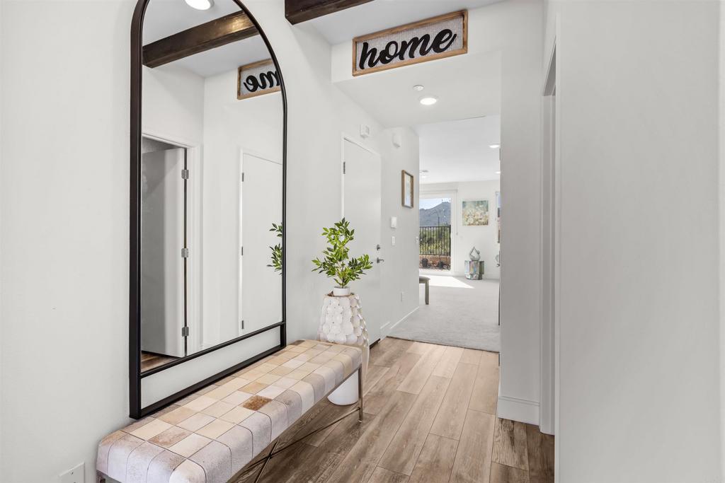 35076 Hacienda Heights Fallbrook, CA 92028 - Photo 2 of 32