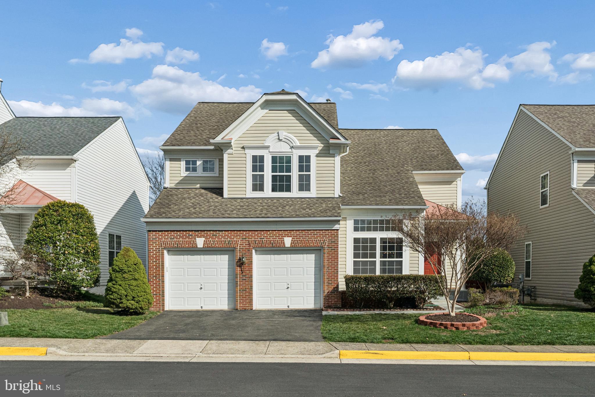 2460 Leyland Ridge Road Herndon, VA 20171 - Photo 1 of 35 front