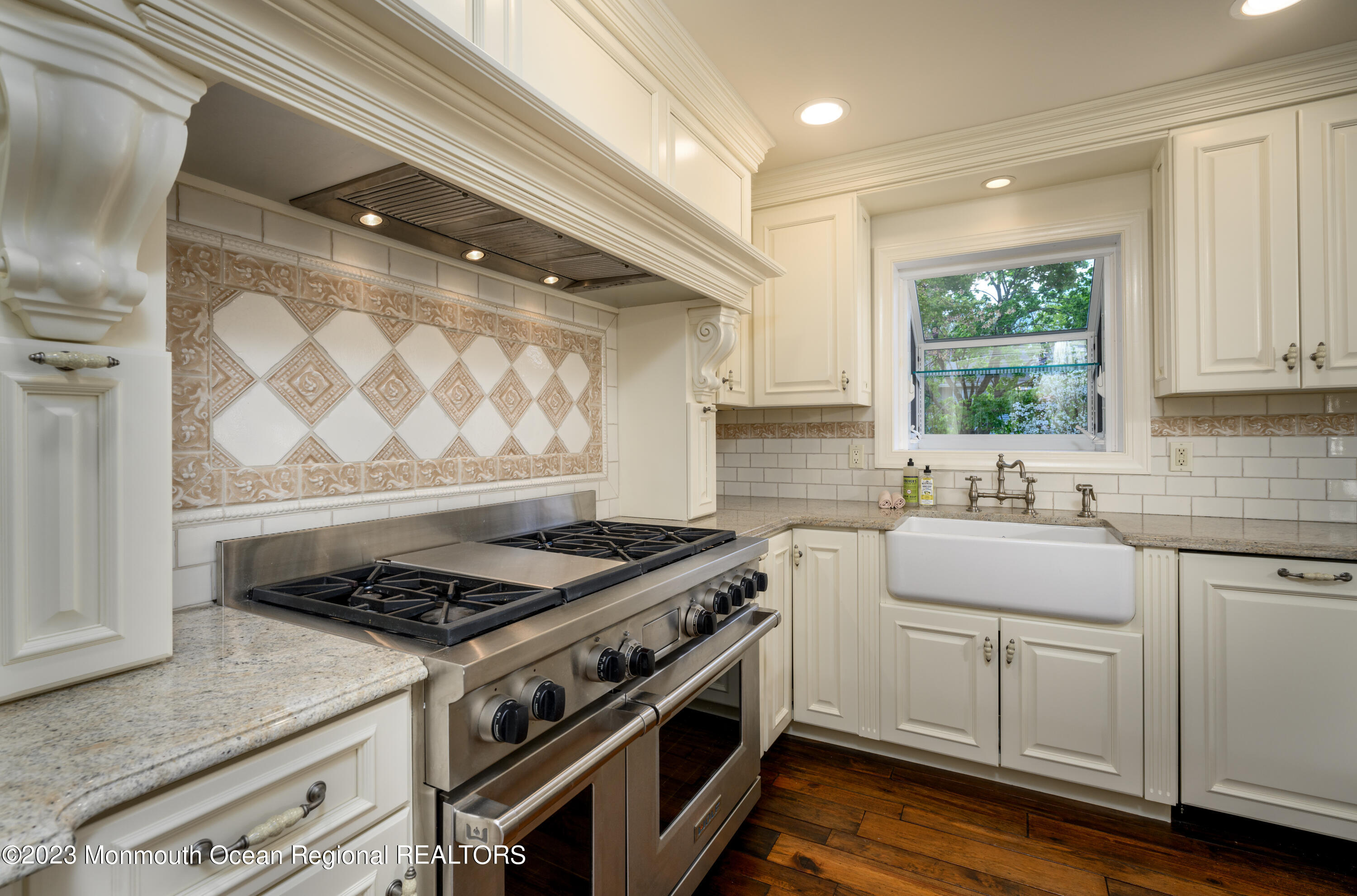 54 Sweet Gum Road Howell, NJ 07731 - Photo 15 of 40 54 Sweet Gum Rd-23