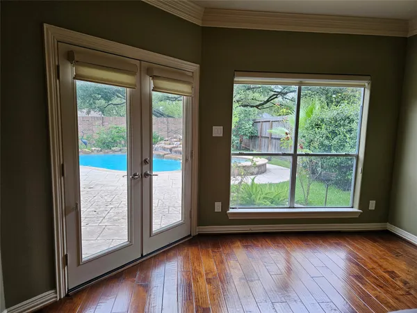 $989,000 | 1523 Ashbury Park Drive, Houston, TX 77077