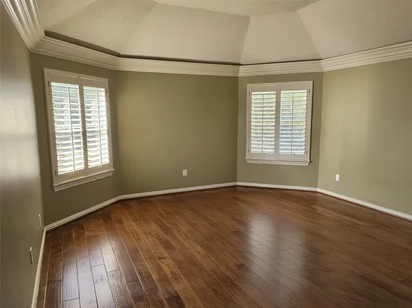 $989,000 | 1523 Ashbury Park Drive, Houston, TX 77077