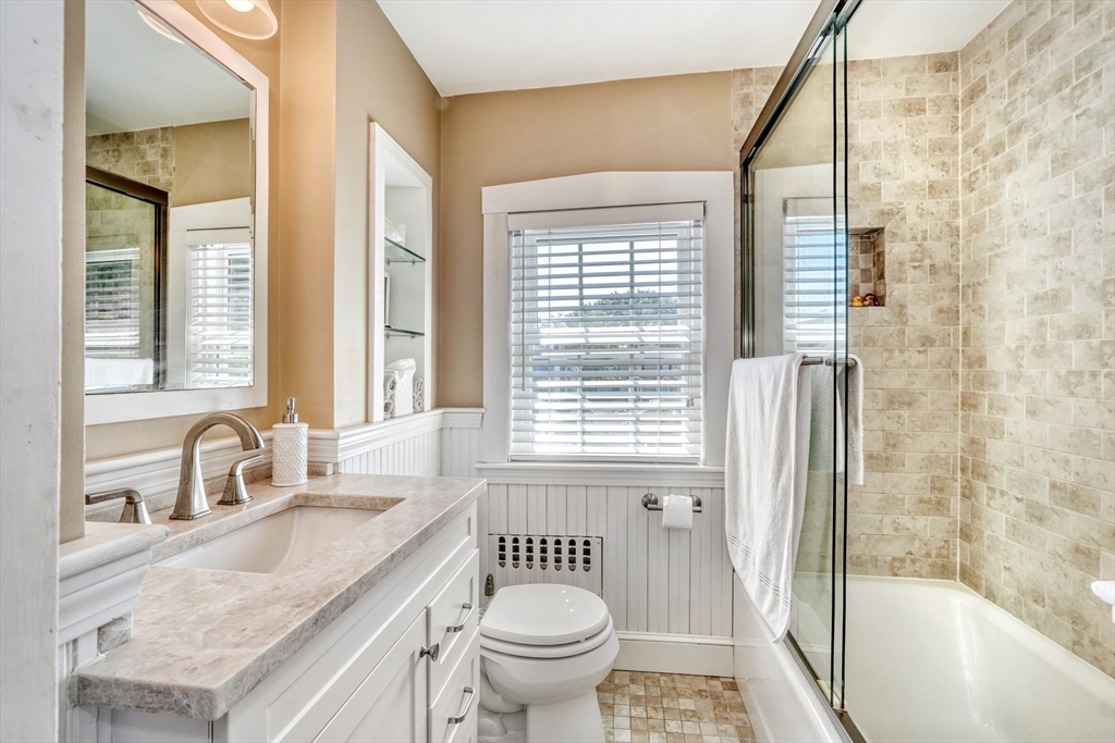 67 Lovell Road Melrose, MA 02176 - Photo 16 of 42