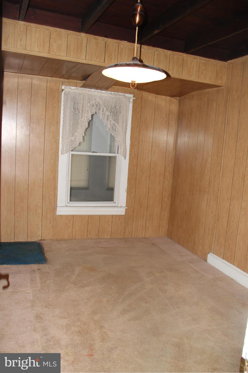 8571 Bay Road Pasadena, MD 21122 - Photo 9 of 9 Interior (General)