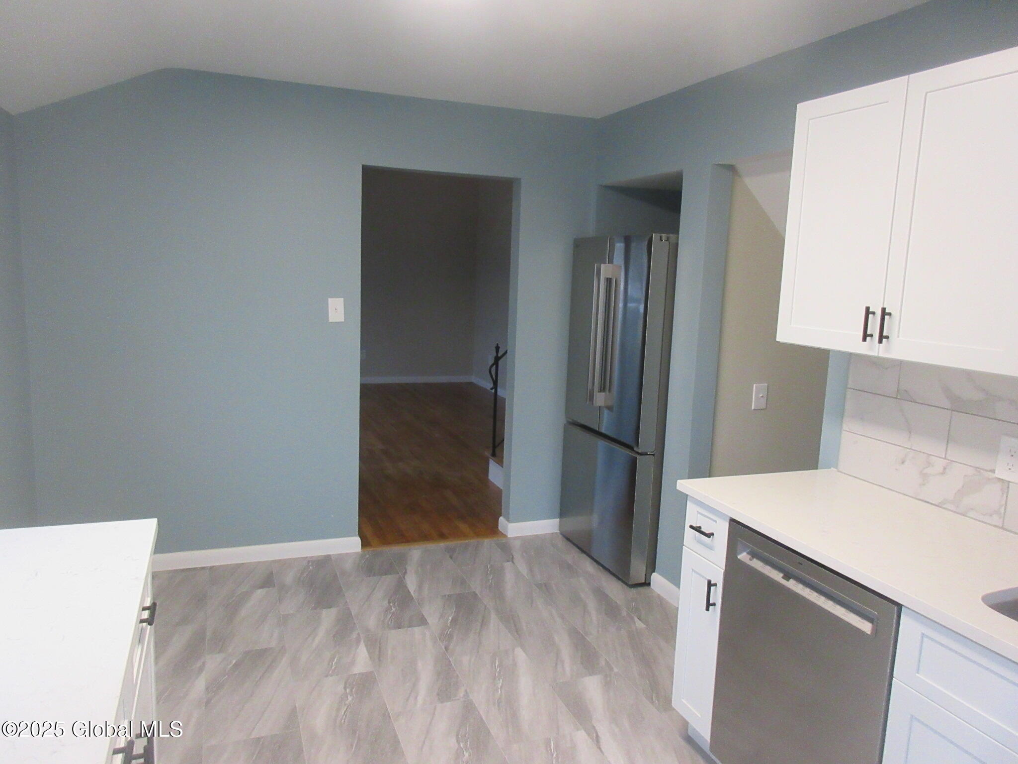 34 Perry Avenue Colonie, NY 12110 - Photo 5 of 29 IMG_0324