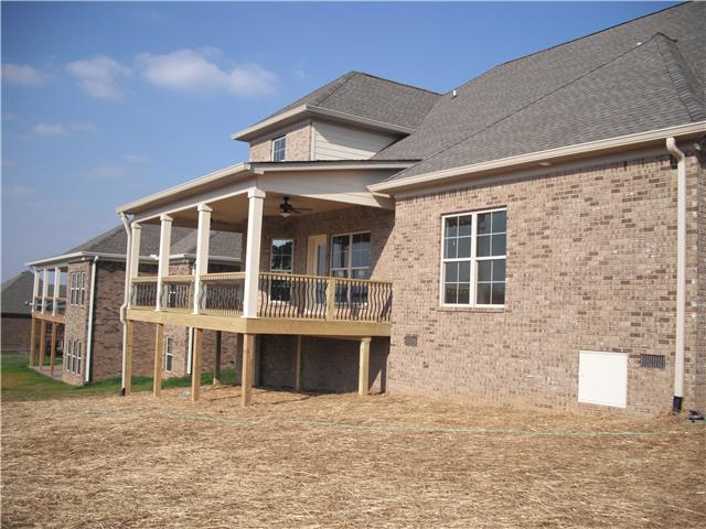 349 Raintree Drive Hendersonville, TN 37075 - Photo 2 of 20