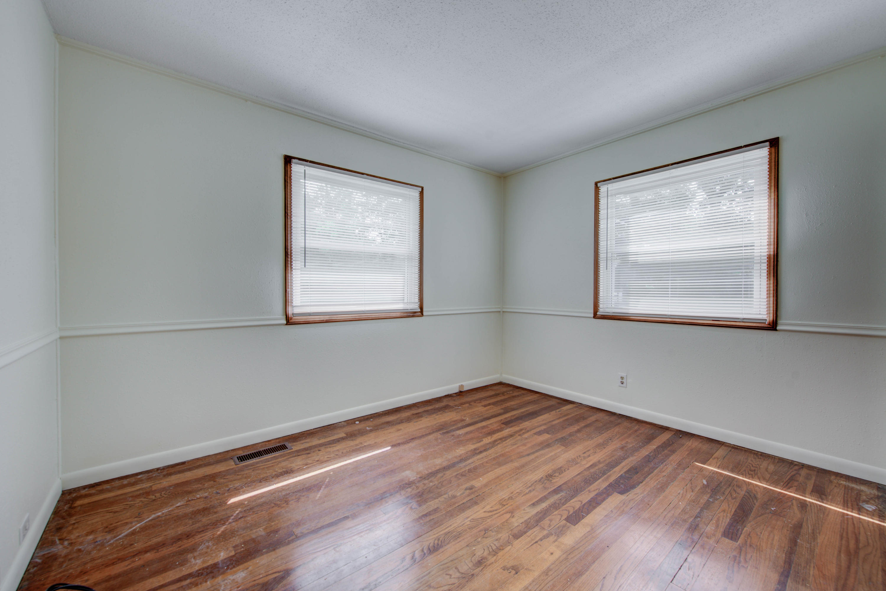 103 East Maiden Lane Oak Ridge, TN 37830 - Photo 14 of 20 16
