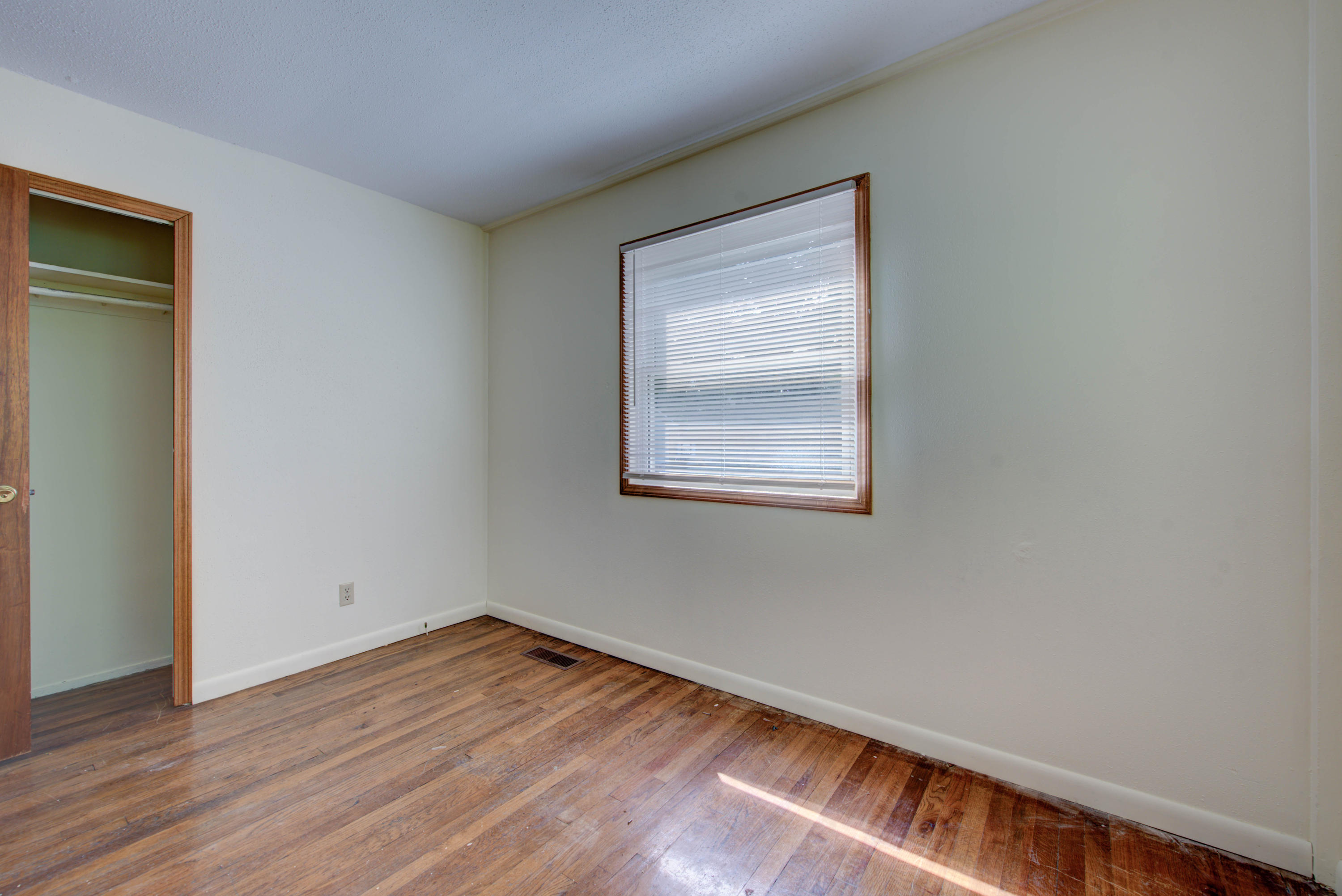 103 East Maiden Lane Oak Ridge, TN 37830 - Photo 18 of 20 20