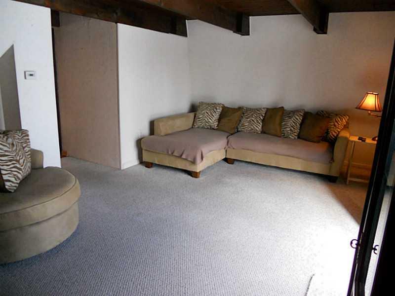 1027 Government Road Irwin, PA 15642 - Photo 8 of 25 Living Room.