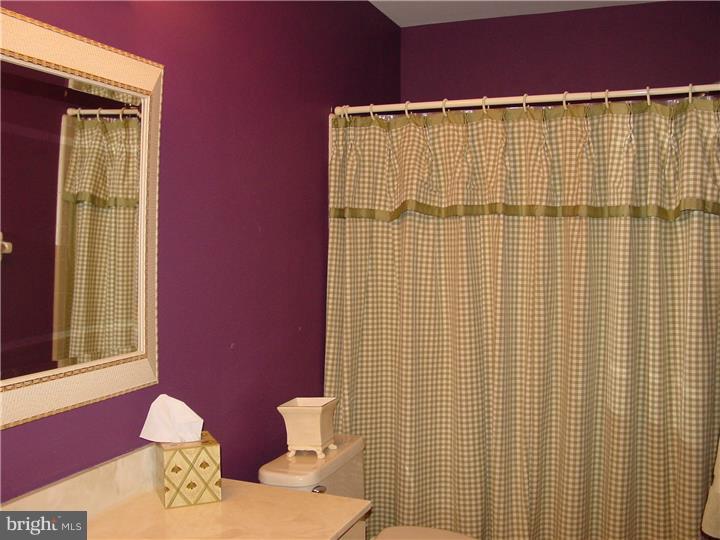 19 Hanover Court Princeton, NJ 08540 - Photo 20 of 25 Bathroom