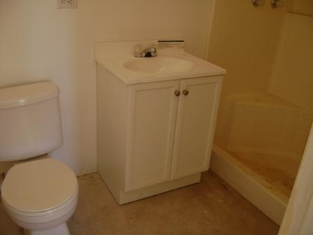 7514 West Osborn Road Phoenix, AZ 85033 - Photo 4 of 5 bathroom