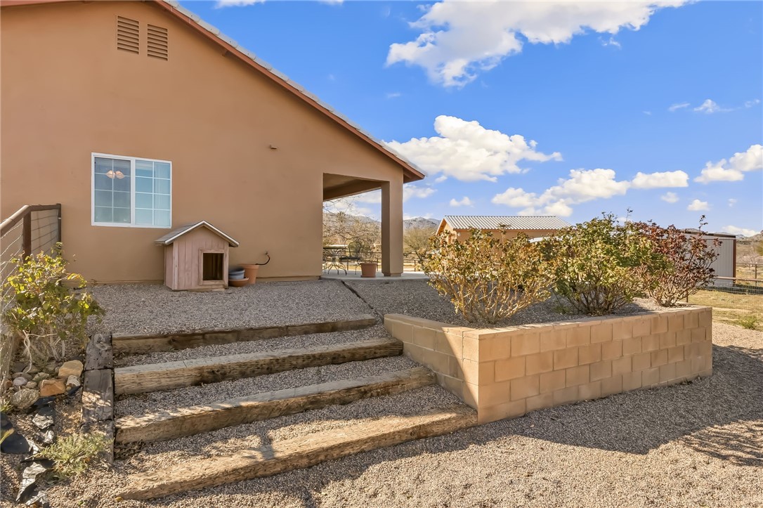 2205 East Cactus Wren Road Kingman, AZ 86409 - Photo 42 of 68 Patio