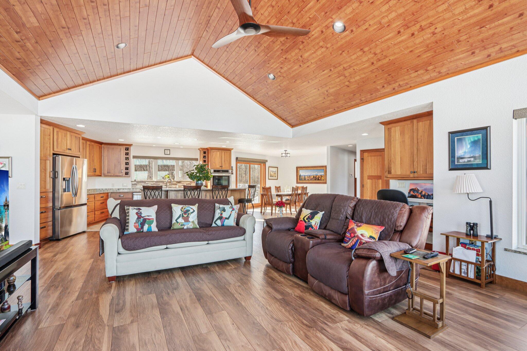 W9160 Deer Road Mitchell, WI 53011 - Photo 17 of 120 17-web-or-mls-W9160 Deer Rd-S0502-017r